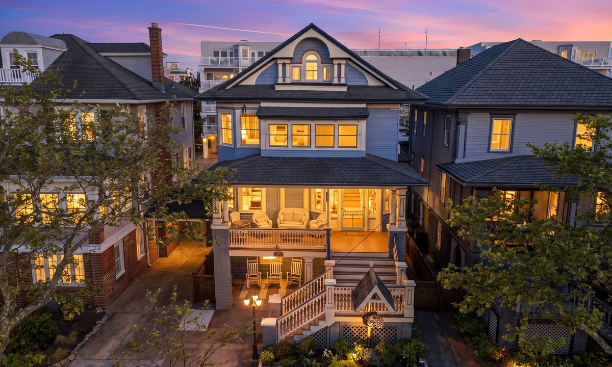 North End House | Bayberry House- 11BR/9BA in Ocean City NJ