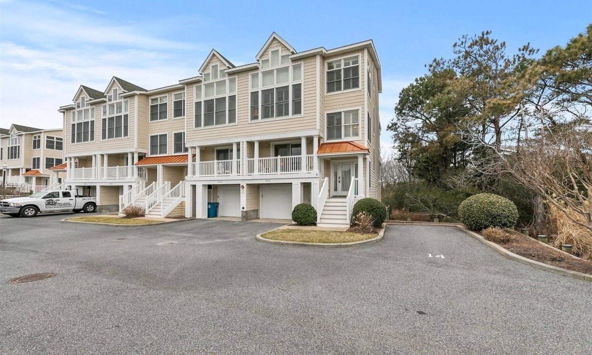 Fenwick Island House | Bayfront Beauty in Fenwick Island-5BR/4BA Sunset Views/Pier/Pool/Walk to Beach