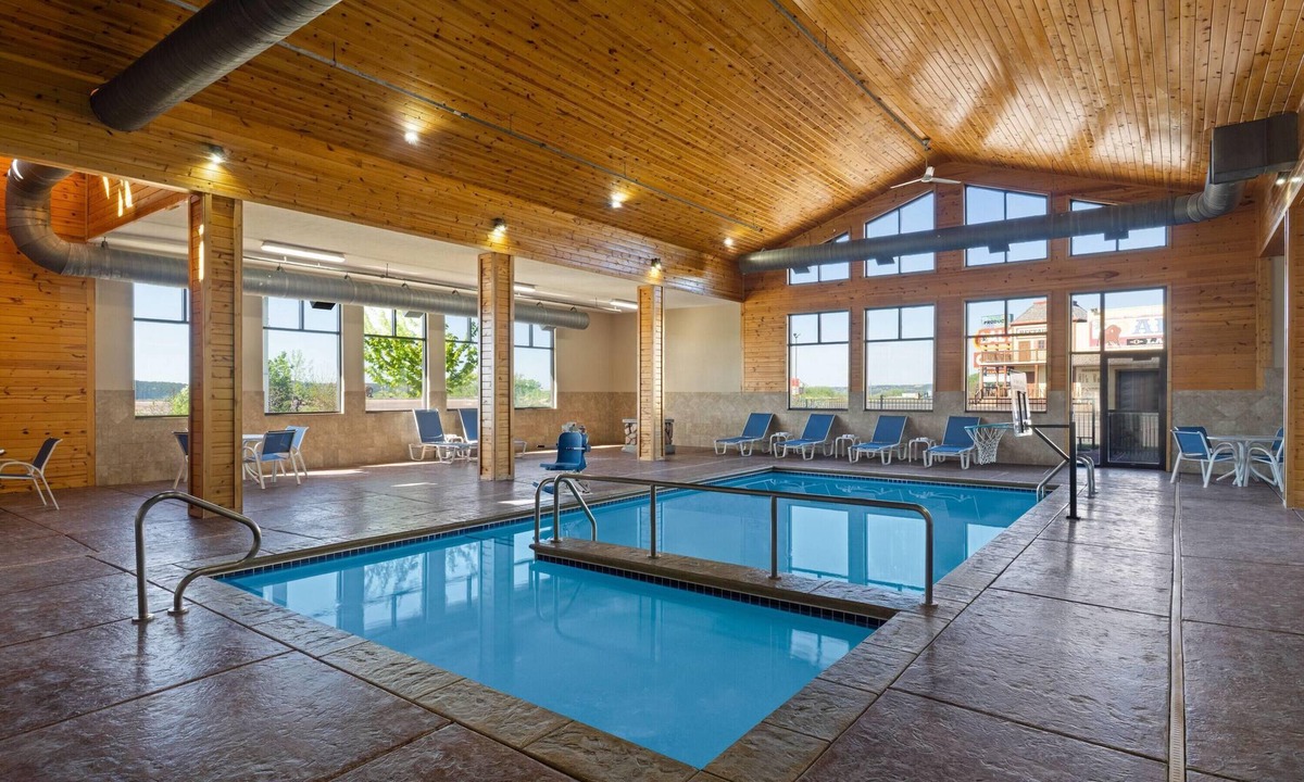 Oacoma Hotel | Baymont by Wyndham Oacoma