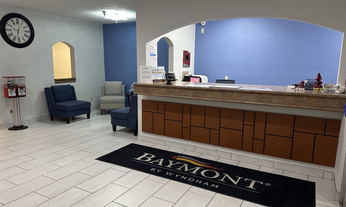 Chalco Hotel | Baymont by Wyndham Omaha SW