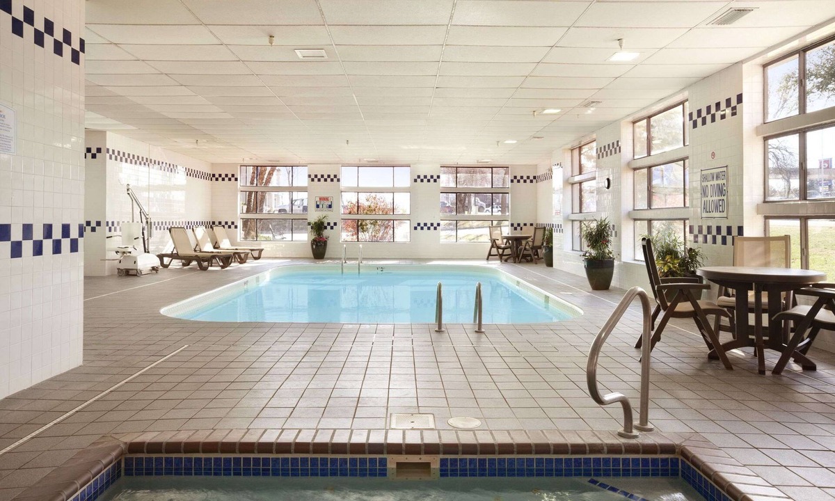 Sioux Falls Hotel | Baymont by Wyndham Sioux Falls