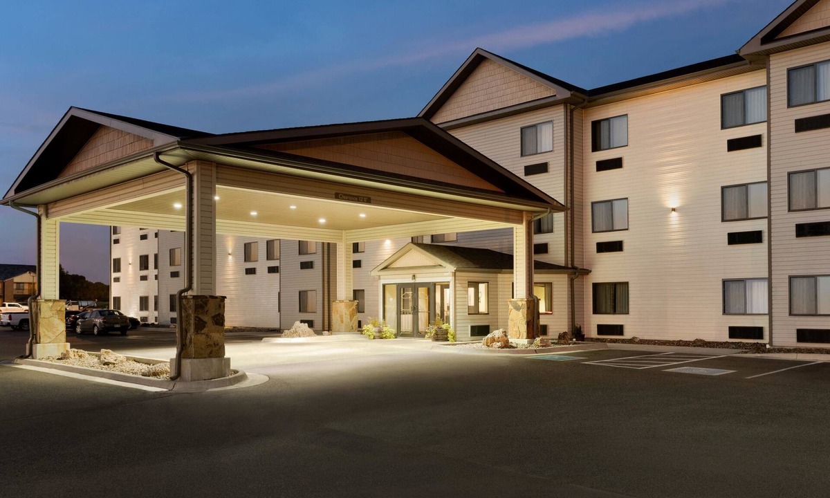 Wellington Hotel | Baymont by Wyndham Wellington