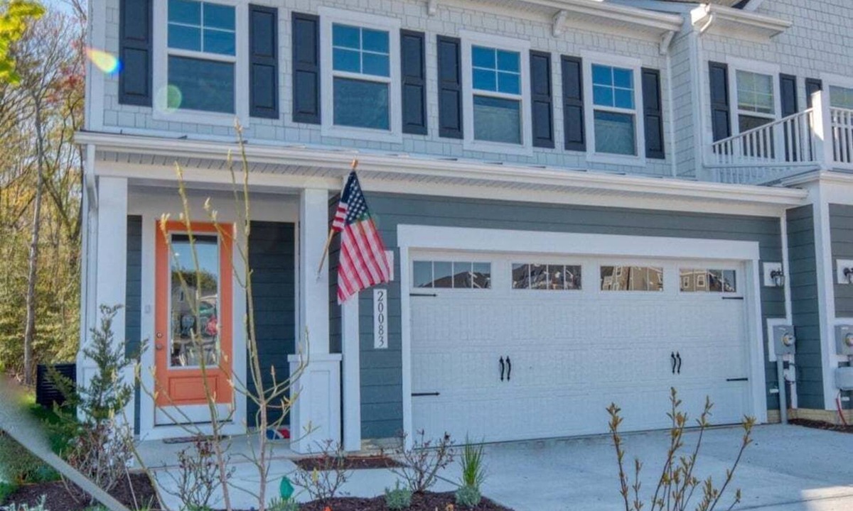 St. Martin House | Bayside * 5BR Fenwick Island Luxury Twin-House