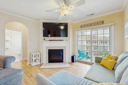 Sun Ridge House | Bayside Resort -31568 Winterberry Pkwy. #305