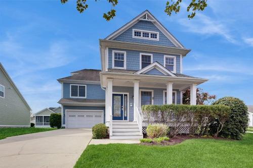 The Commons House | Bayside Resort - 36370 Day Lilly Pkwy