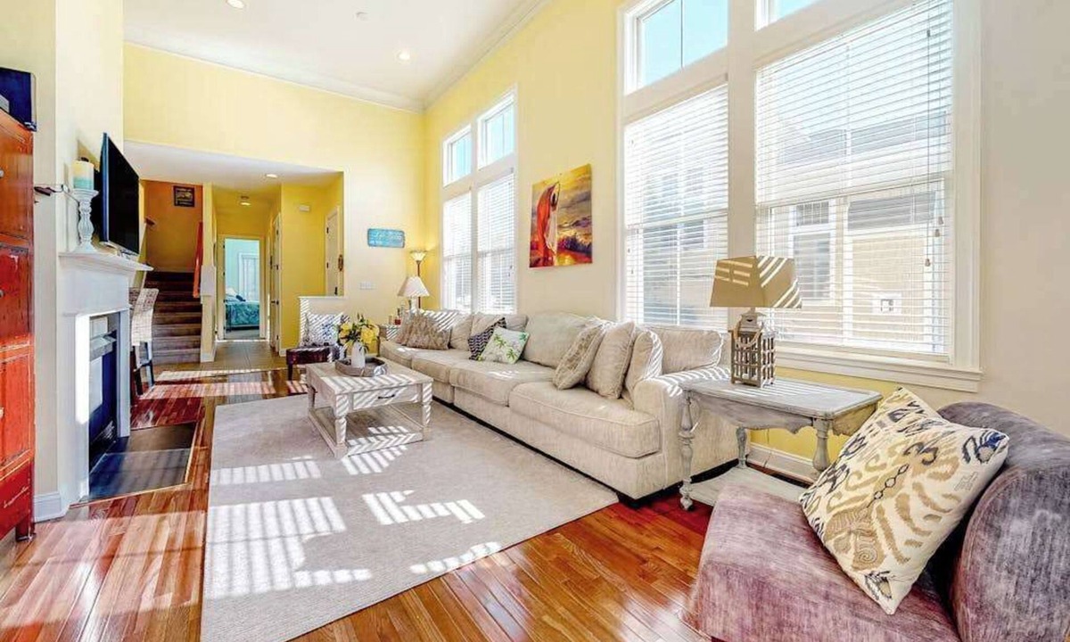 The Commons House | Bayside Resort home with decks, gas fireplace, bikes, ping-pong table, W/D, & AC