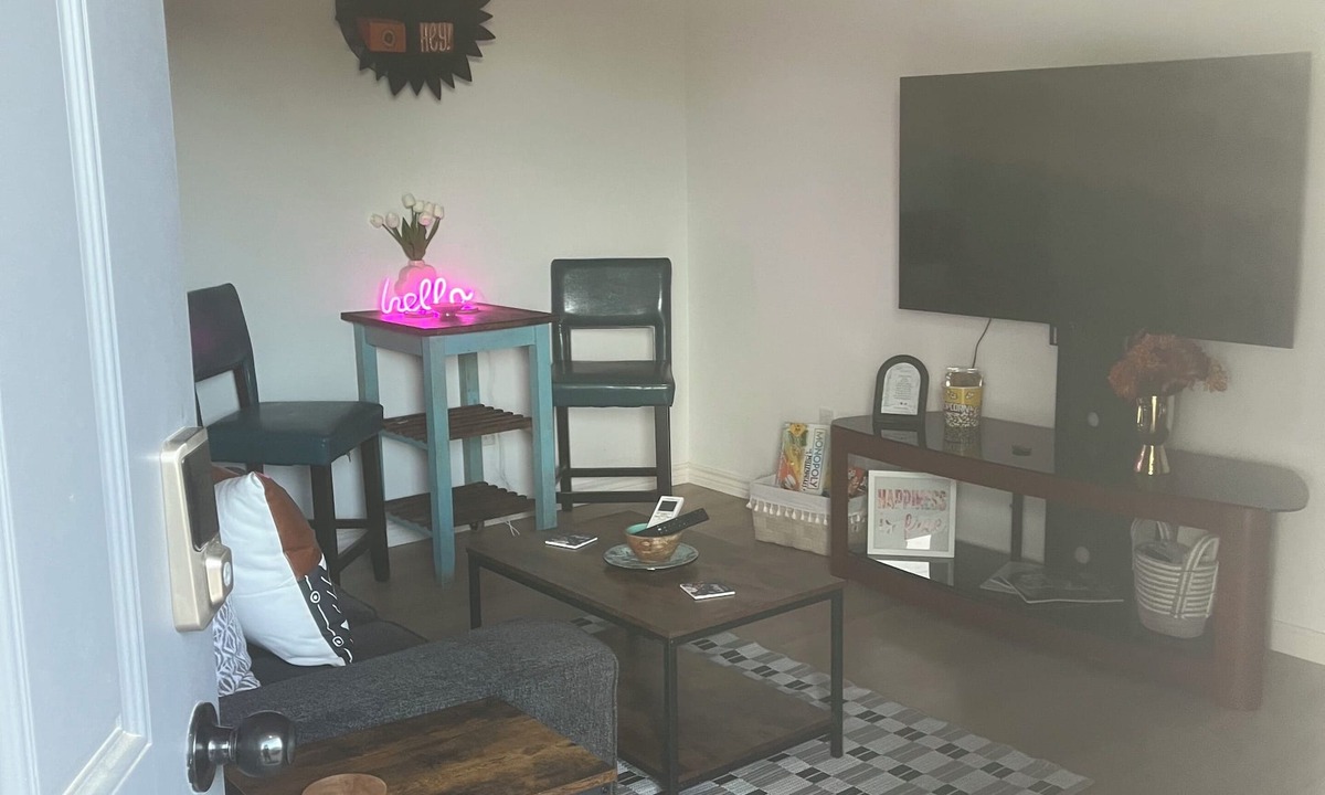 Gatesville Apartment | Be Happy 1/1 fully furnished apartment Gatesville