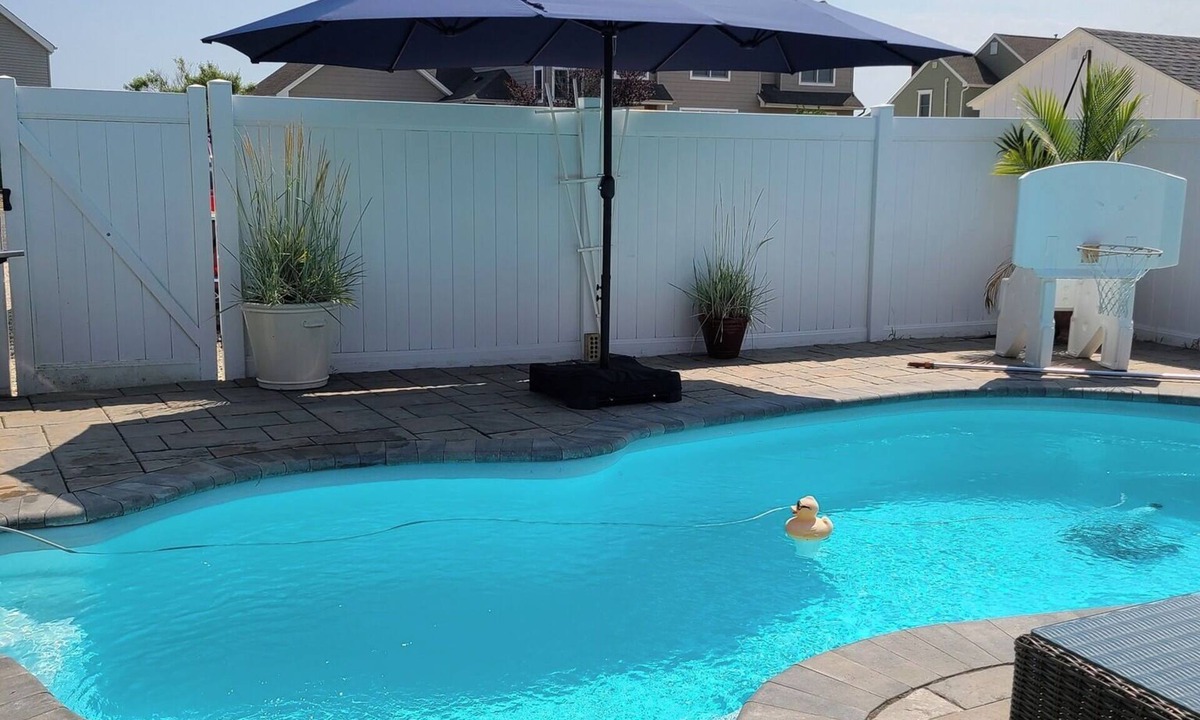 Beach Haven West House | Beach Haven West Waterfront Paradise Pool Hot Tub 10 Minutes to LBI