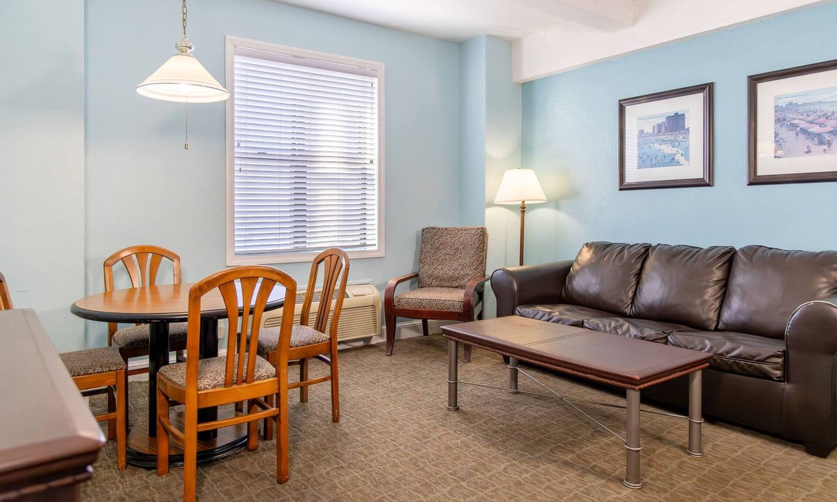 Brigantine House | Beach Vacation! 3 Spacious Units w/Kitchen, Free Parking, Bar, Pool!