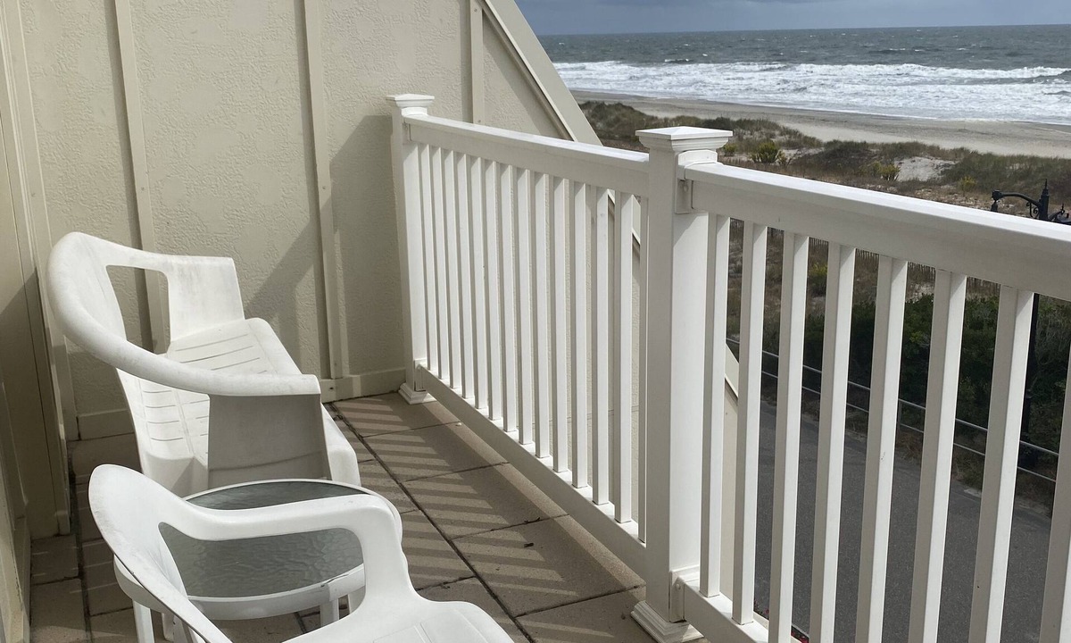Sea Isle City Condo | Beachfront, Ocean Views in the heart of downtown