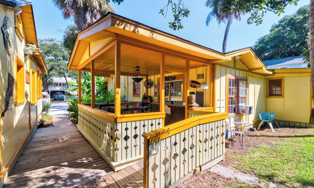 Folly Beach House | Beachside Boutique Inn – Folly Beach Rooms & Private Cottages