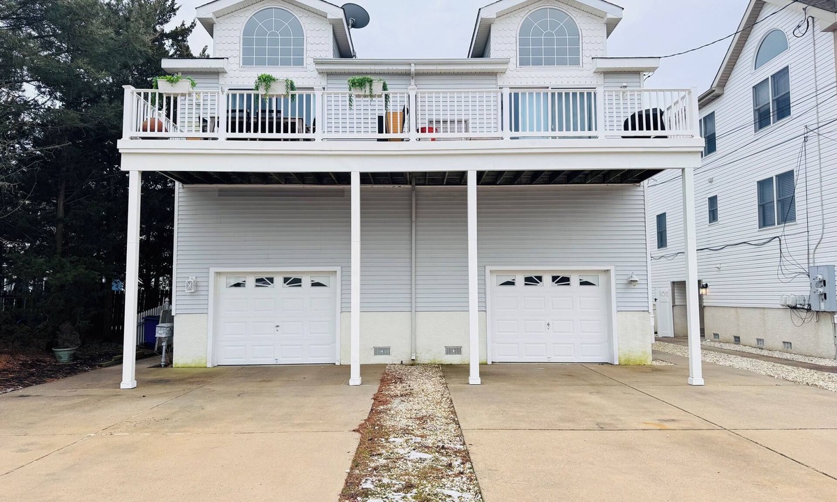 Townsend's Inlet House | Beautiful 4 Bedroom, 3 Bath Townhouse in Townsends Inlet!