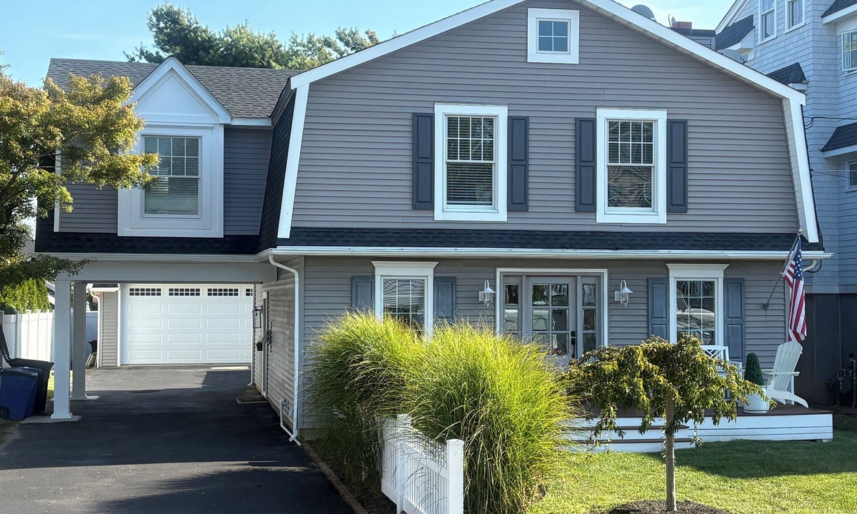 Manasquan House | Beautiful Beach House with Lots of Extras