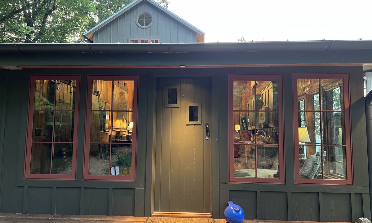 Mentone House | Beautiful Brow home on Lookout Mountain in Mentone, Alabama