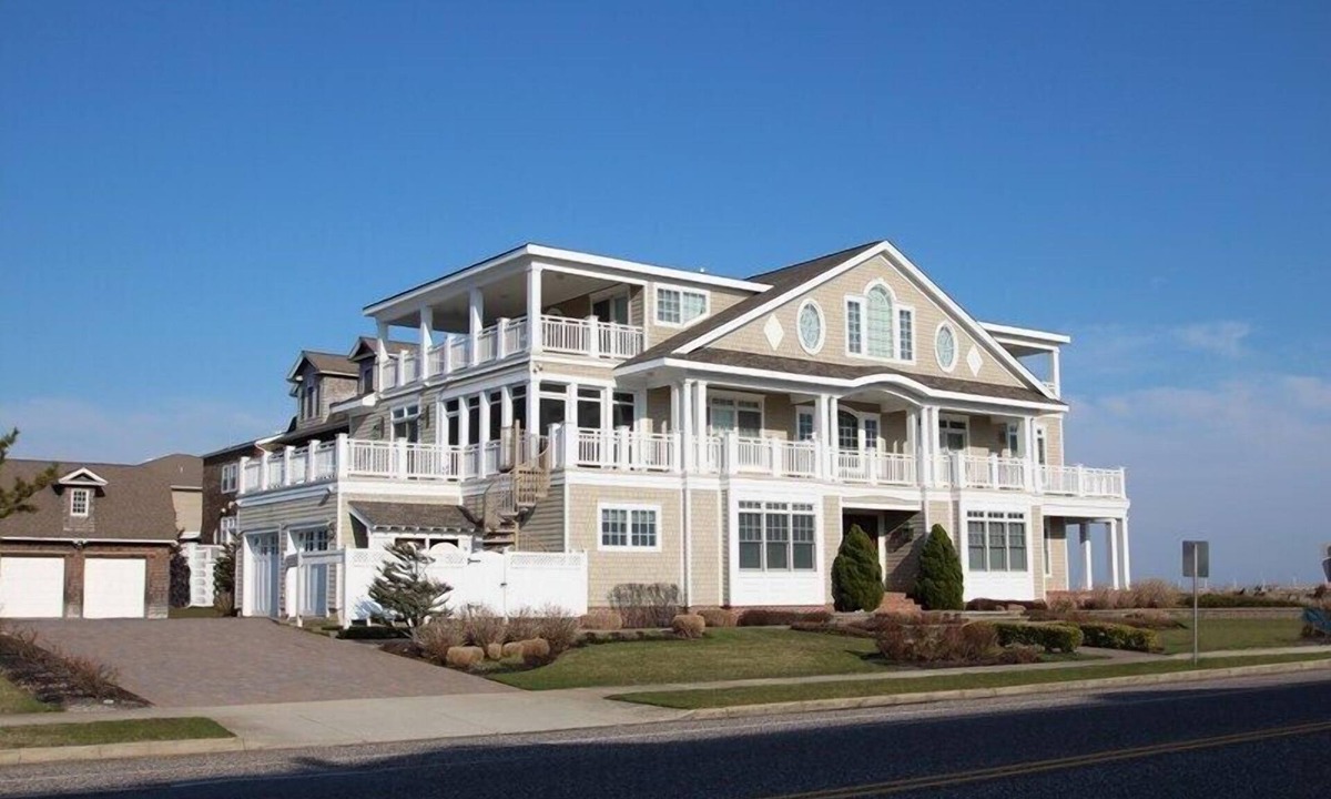 Admiral Estates House | Beautiful Cape May Beach front home, One of the top 50 homes in New Jersey