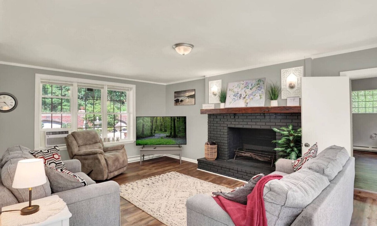 Susquehanna Trails House | Beautiful Cottage Stay in Southern PA