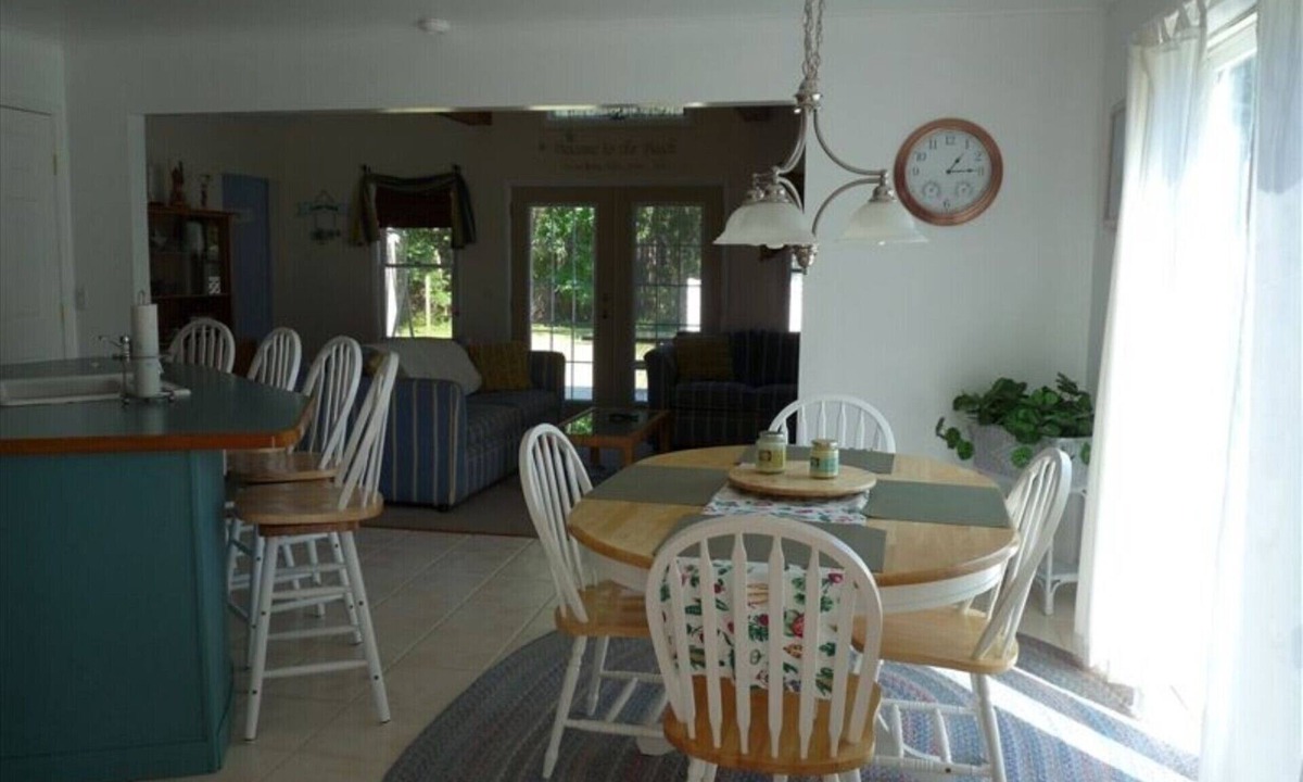 Ocean View House | Beautiful House 3 Miles To Bethany Beach.