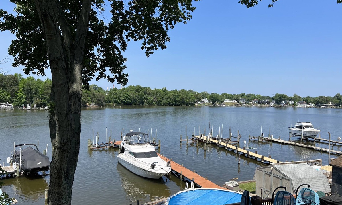 Glen Burnie House | Beautiful remodeled waterfront home - 20 minutes from Baltimore!