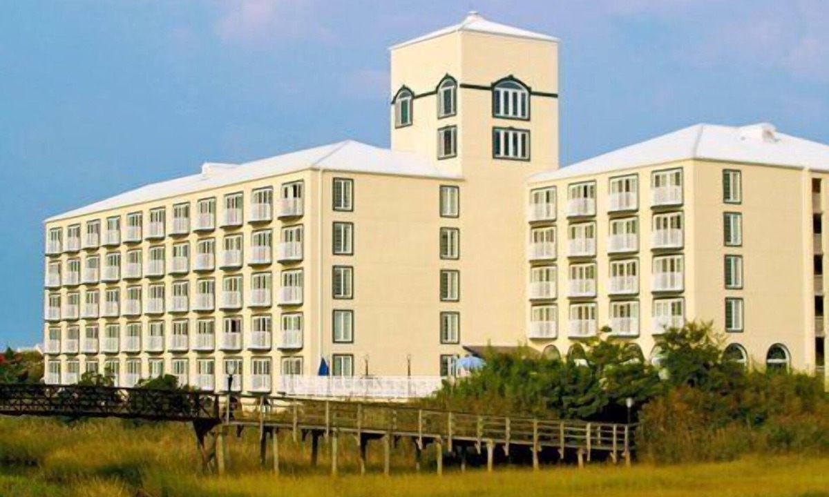 Midtown Ocean City Apartment | Beautiful studio unit at resort, sleeps 4