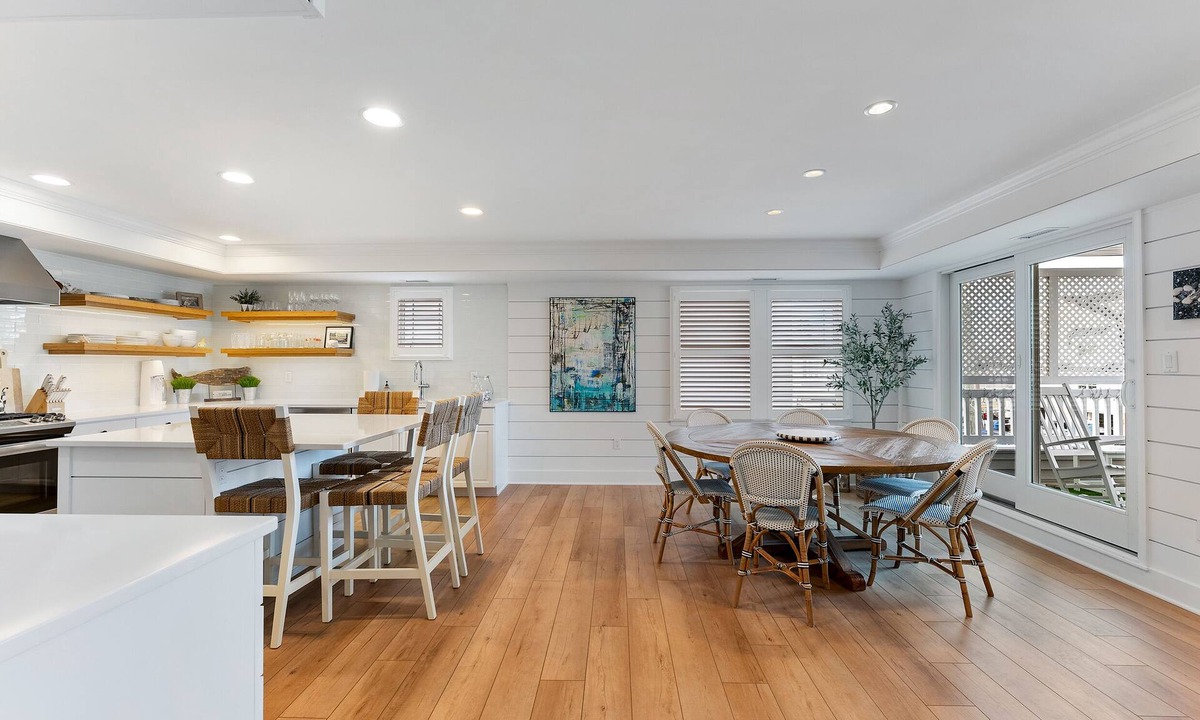Avalon Condo | Beautiful two story bay view condo located in the heart of Avalon!