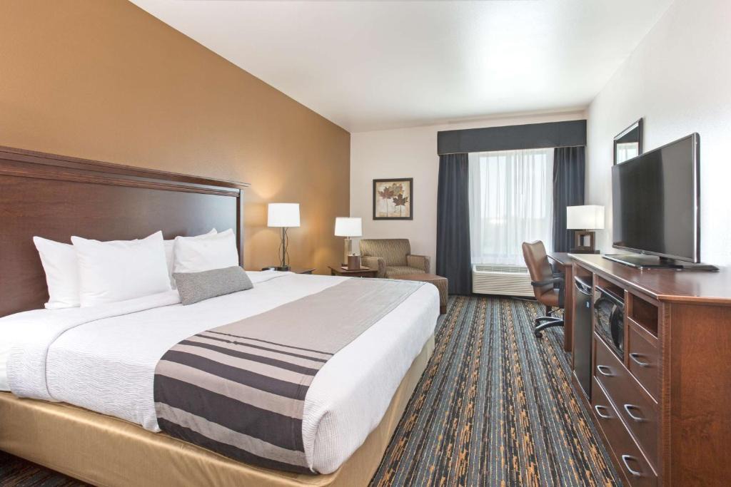 Lincoln Hotel | Best Western Plus Lincoln Inn & Suites