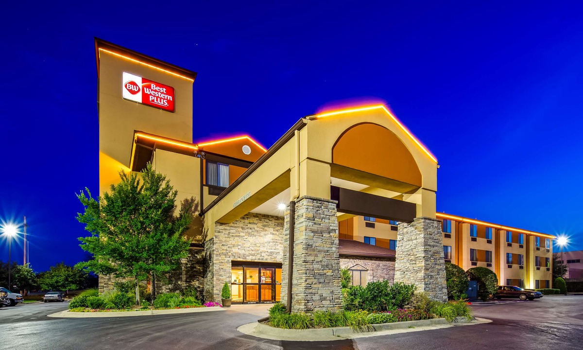 South Tulsa Hotel | Best Western Plus Tulsa Woodland Hills Hotel and Suites