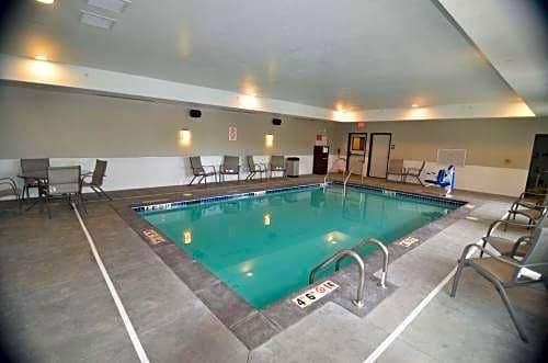 Ankeny Hotel | Best Western Premier Ankeny Hotel
