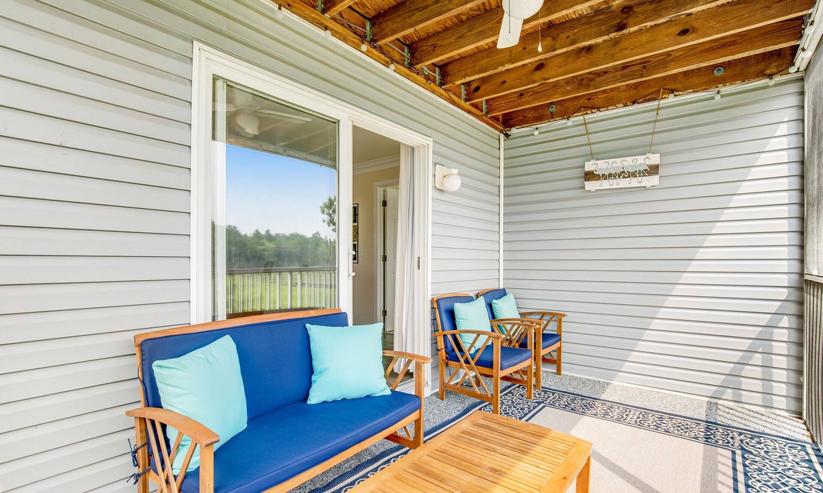 Ocean View Condo | Bethany Bay Getaway w/Free WiFi, Shared Pool, & Sports Courts