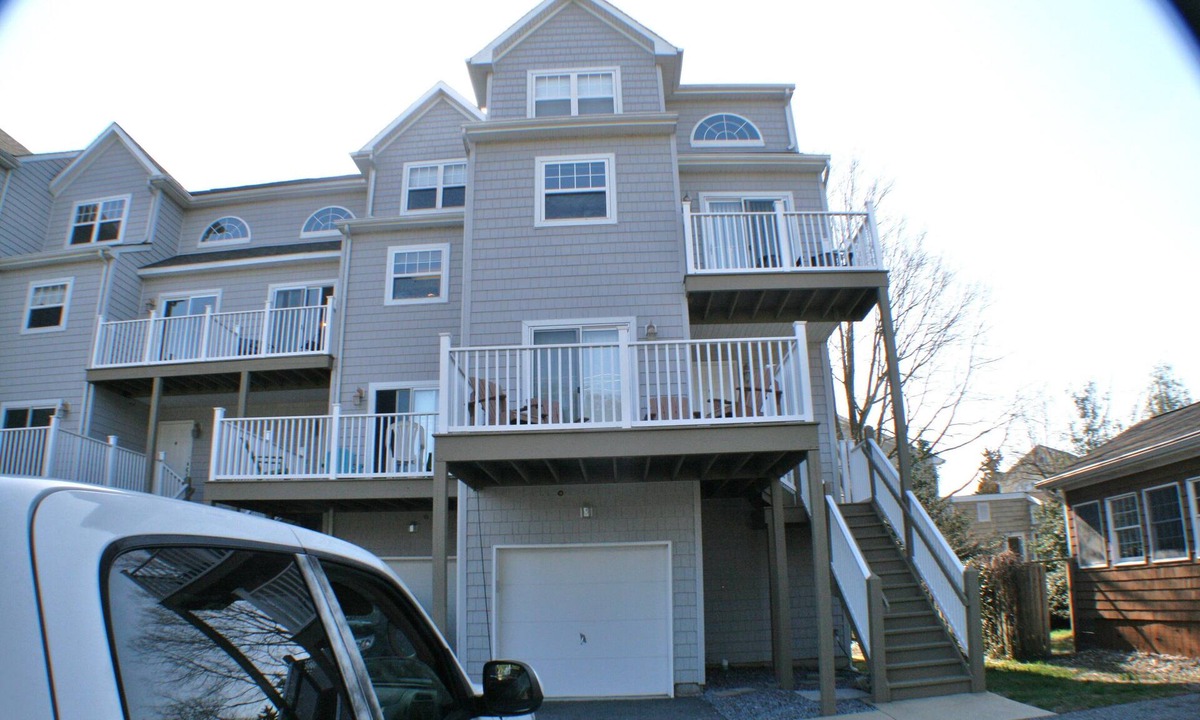 Rehoboth by the Sea Condo | Big and Beautiful condo 2