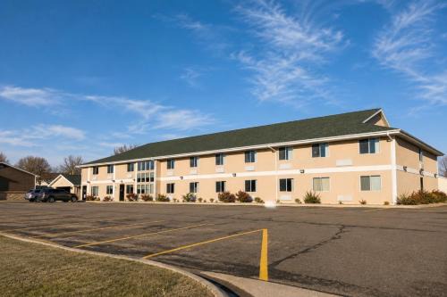 Dell Rapids Hotel | Bilmar Inn & Suites Dell Rapids Near Sioux Falls
