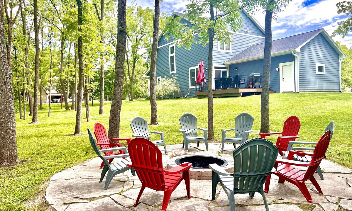 Zenda House | Black Point House: Spacious 4BR lake retreat in Lake Geneva, perfect for family gatherings.