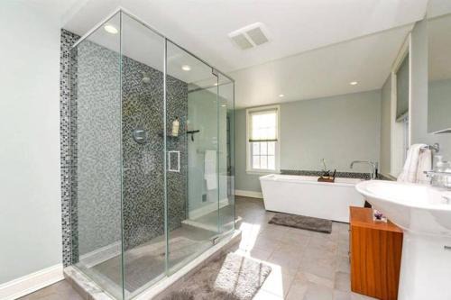 Princeton House | Blissful Spacious Home Heart Of Princeton 3BR