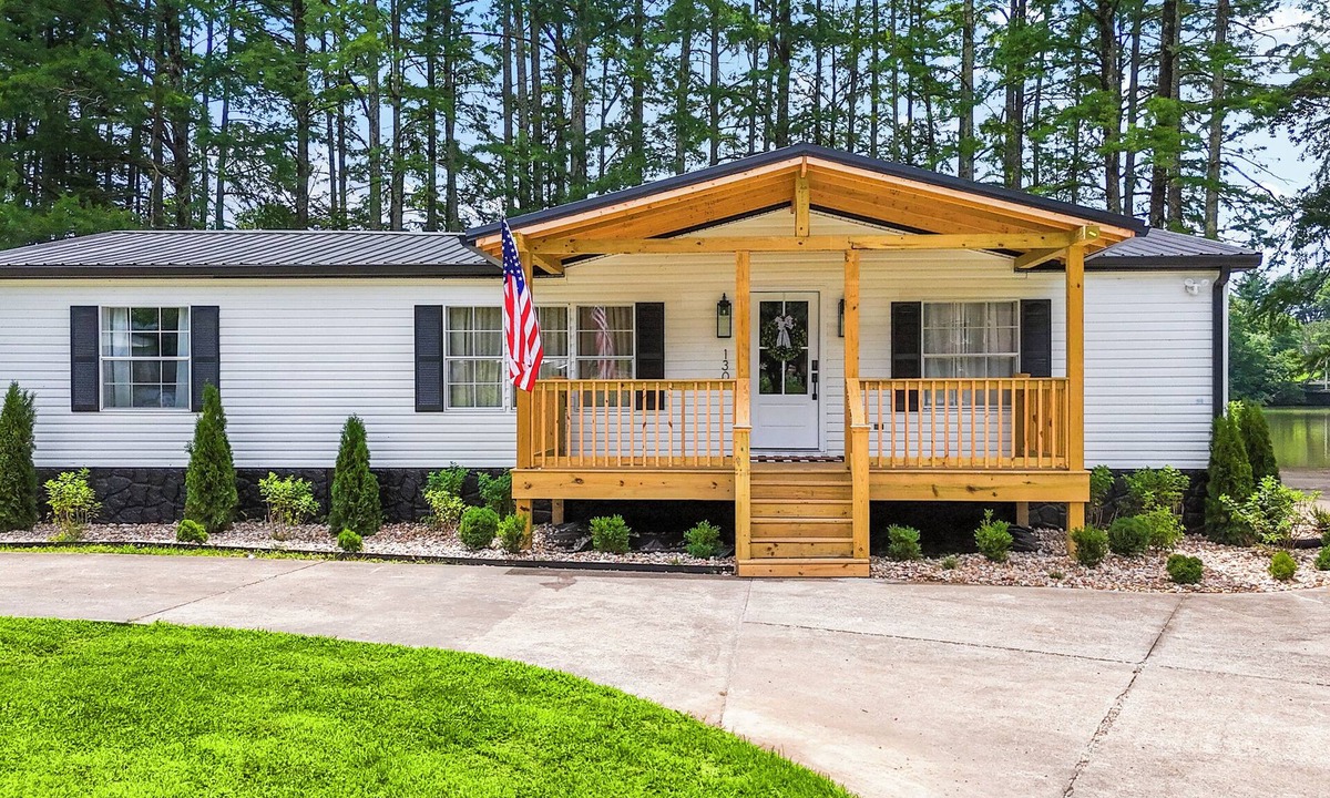 Florence House | Blue Creek Bend - Private Dock&Boat Slip on Shoal Creek!