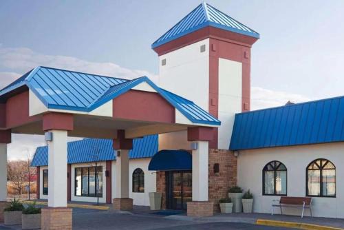 Eagan Hotel | Blue Way Inn Eagan Extended Stay Minneapolis Airport Eagan North MN