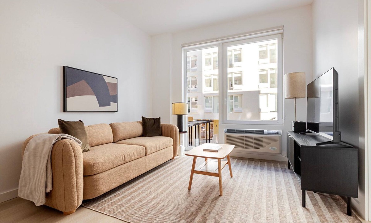 Boerum Hill Apartment | Blueground | Boerum Hill, rooftop, nr Brooklyn Bridge
