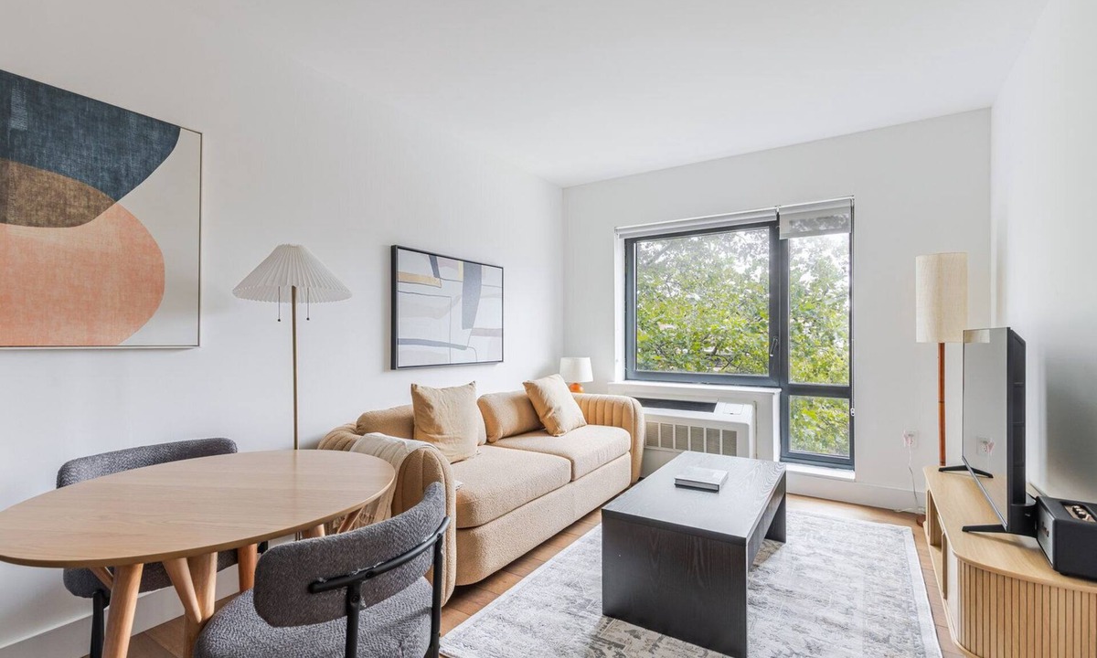Clinton Hill Apartment | Blueground | Clinton Hill, rooftop, nr Fort Greene Park
