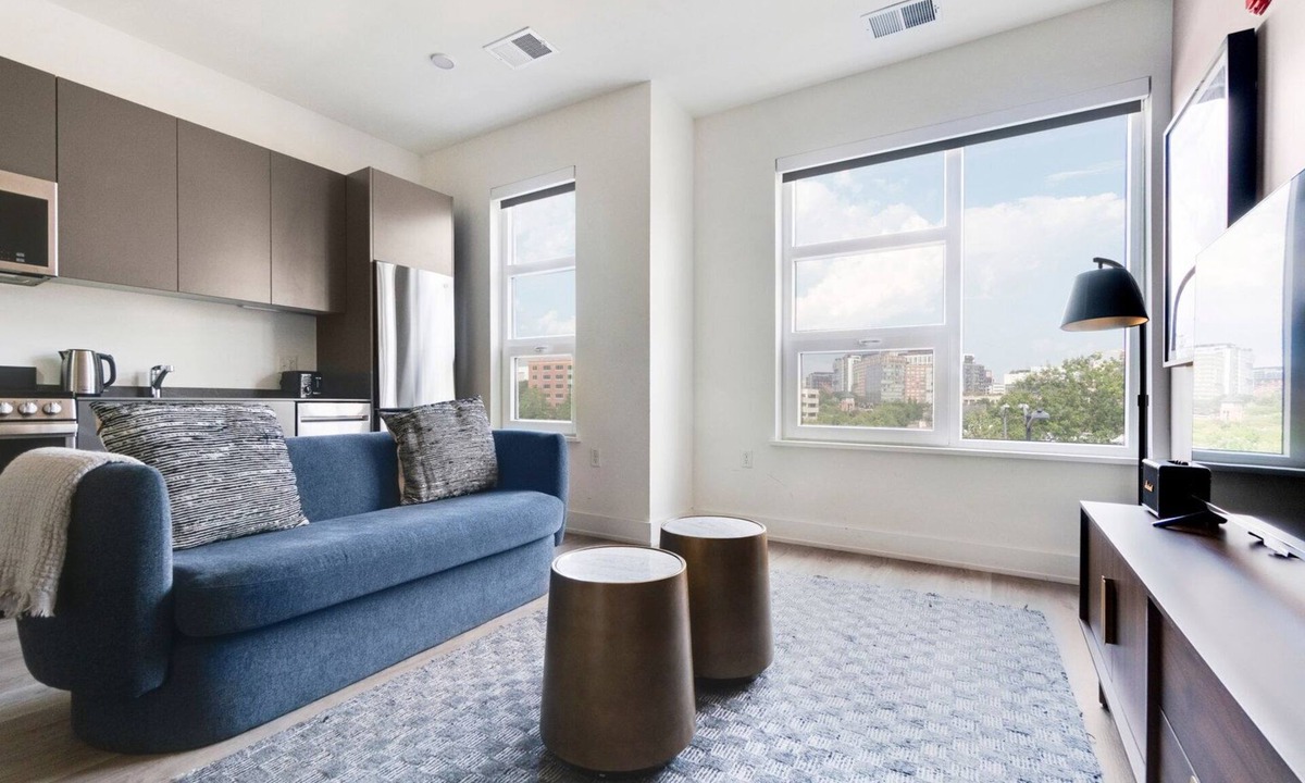 Truxton Circle Apartment | Blueground | Truxton Circle, fitness, nr Capitol