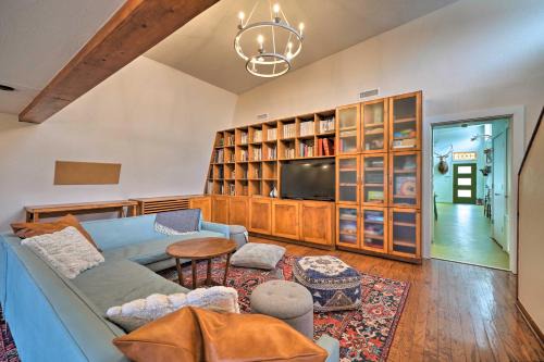Stillwater House | Bohemian Home w/Screened Porch, 3 Mi to Lake!