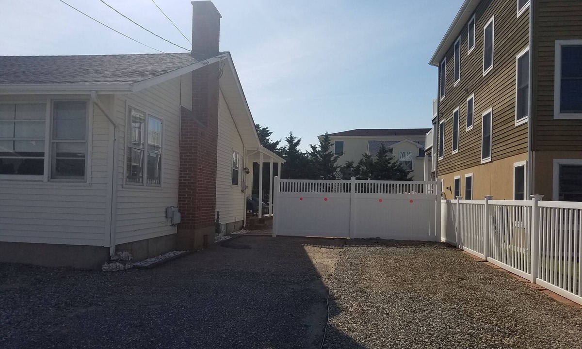 Beach Haven House | BOOK NOW! Due to recent cancellations Aug 8-15 and Aug 22-29 avail!