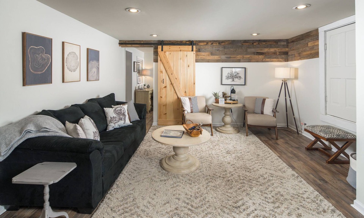 Boone House | Boone Private Lower Suite, King Bed - Dog-Friendly - 5 Min to App State/Downtown