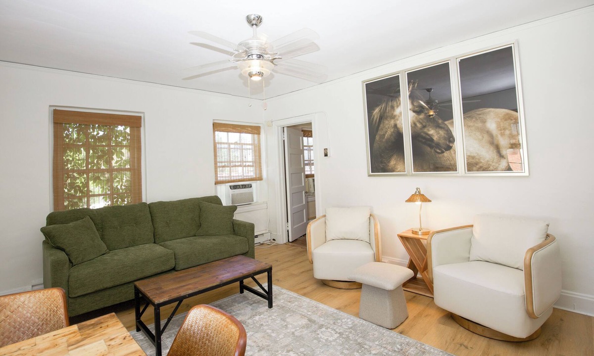 Downtown Condo | Broad Street 2 BR Apartment in the Heart of Downtown Southern Pines