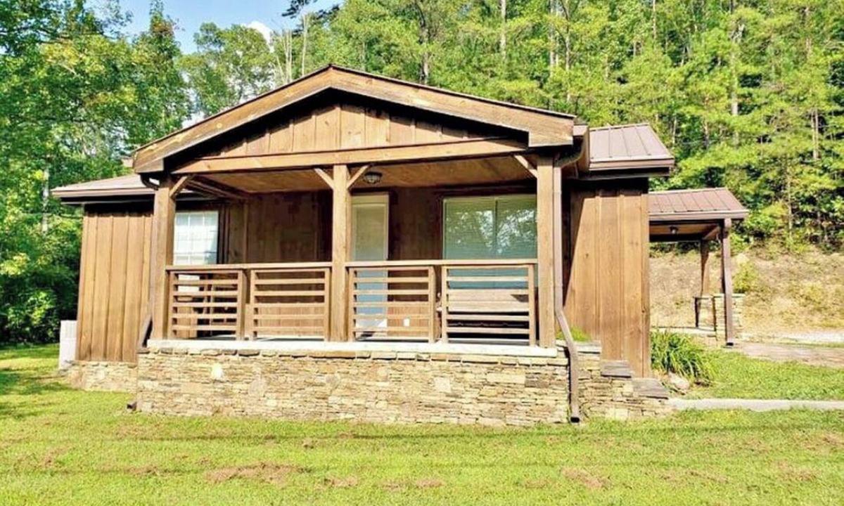 Ashley Oaks Cabin | Brushy Mtn Bungalow-Near Windrock Park Trail G23