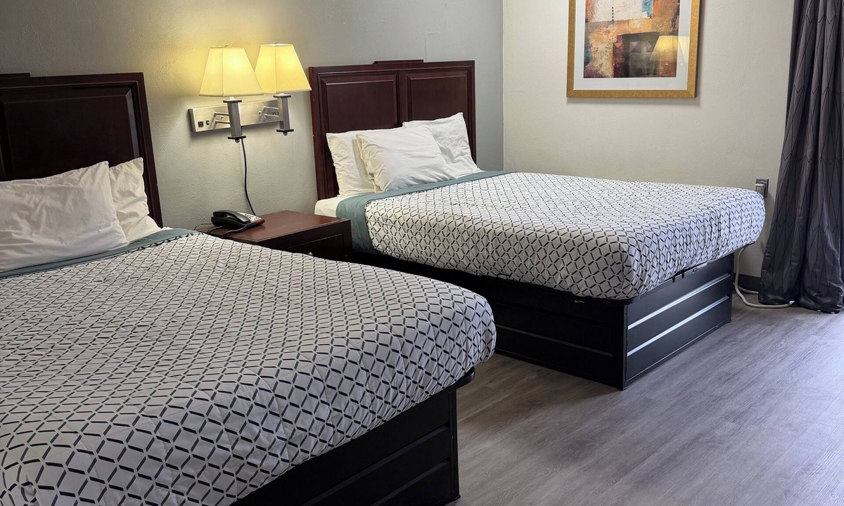 Storm Lake Hotel | Budget Inn Motel Storm Lake