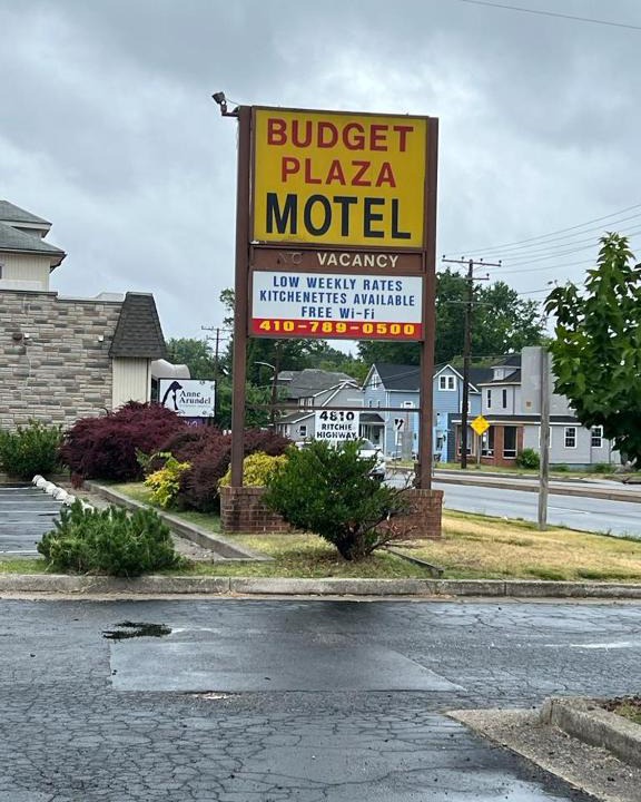 Brooklyn Hotel | Budget Plaza Motel