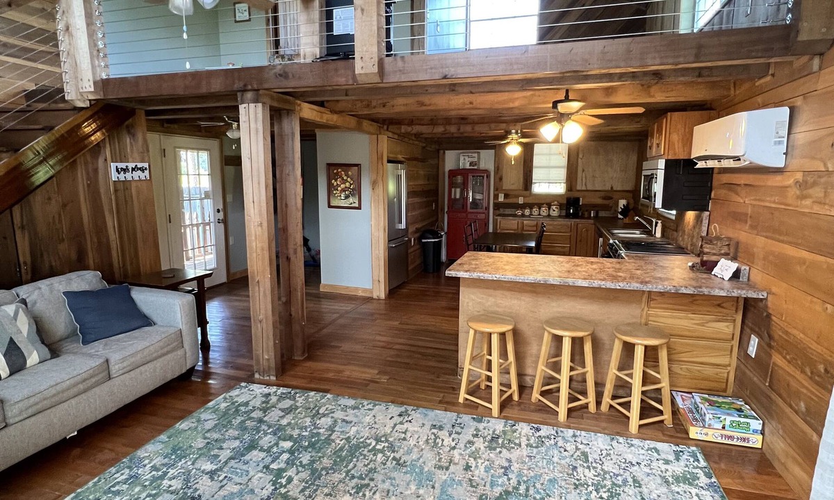 Jasper Cabin | Cabin @ Smith Lake. Neighborhood Boat Launch. Close to dam and Duncan Bridge