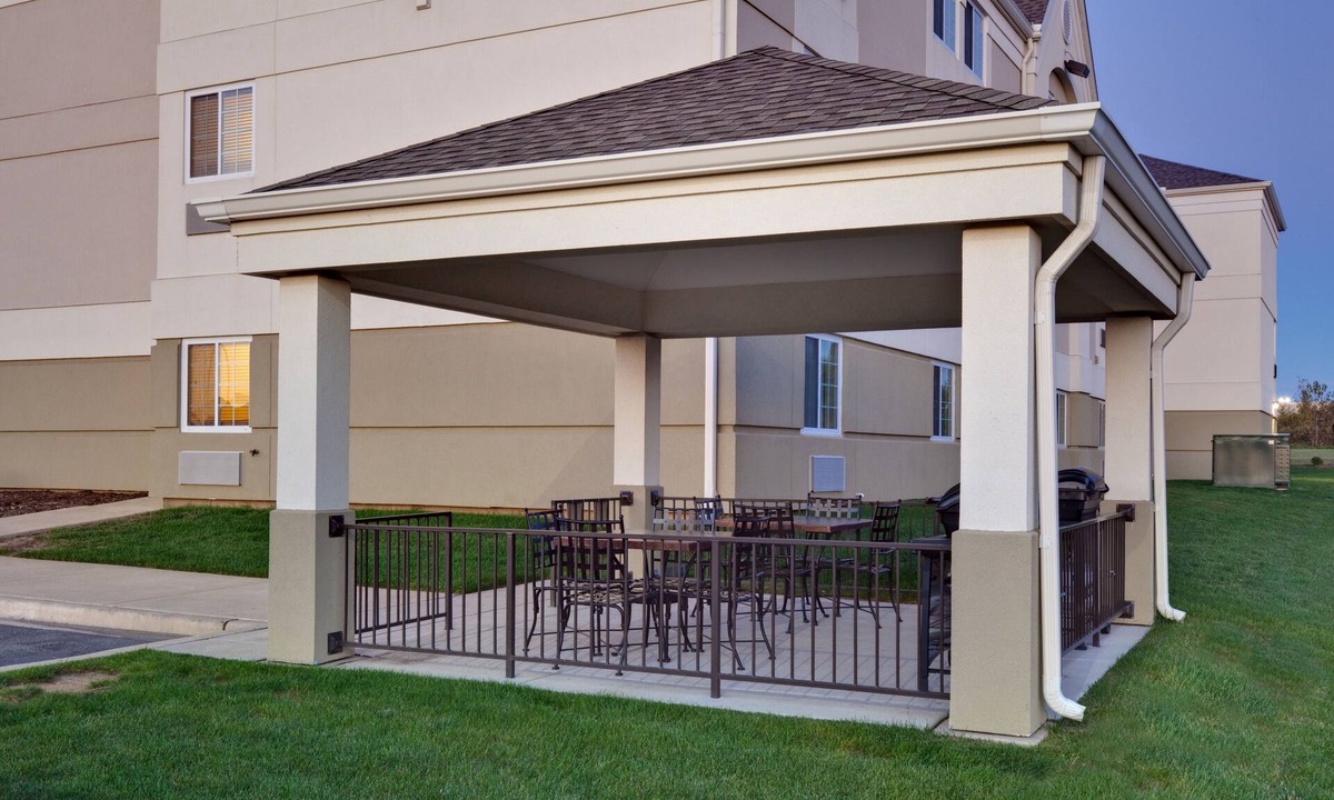 Orange Prairie Hotel | Candlewood Suites Grand Prairie by IHG