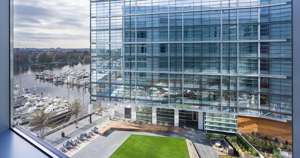 District Wharf Hotel | Canopy By Hilton Washington DC The Wharf