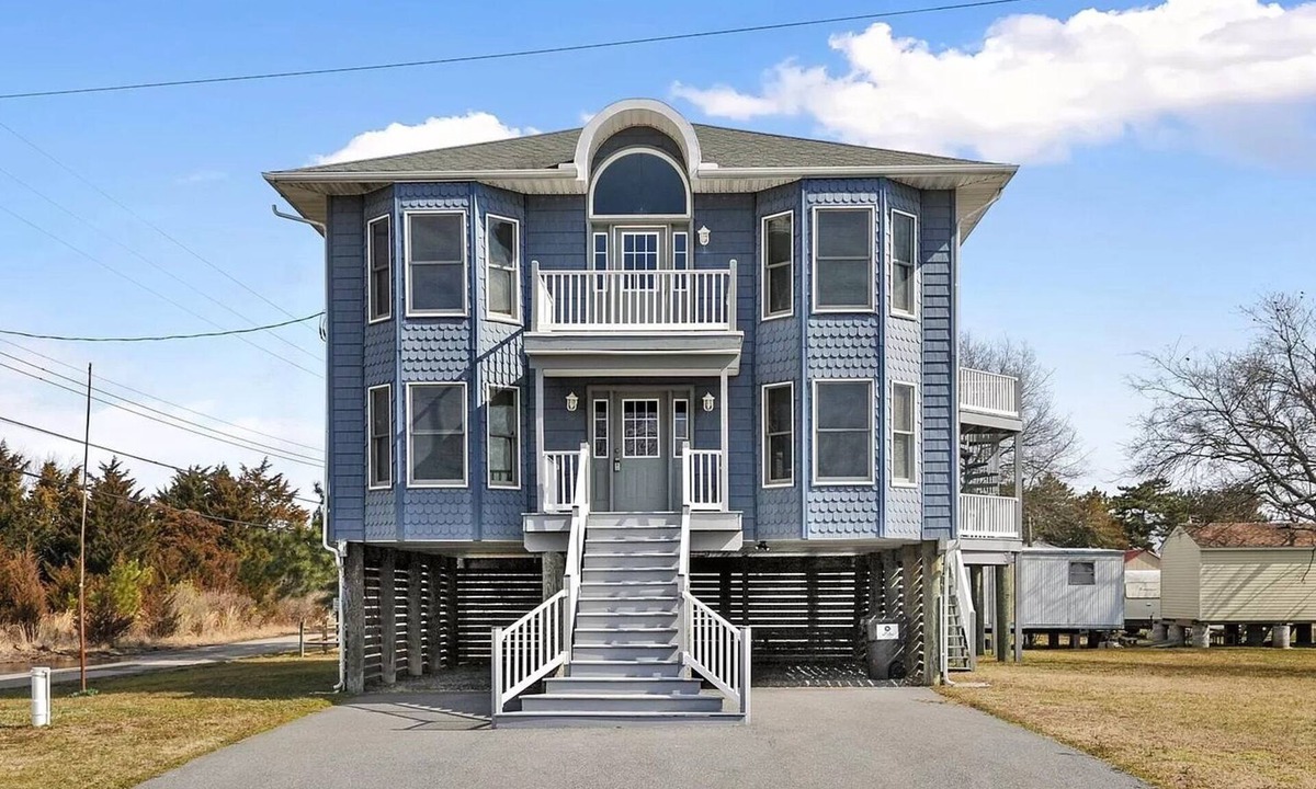 Bowers Beach House | Captain's Quarters