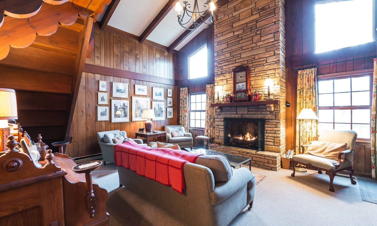 Beech Mountain House | Carpe Diem Retreat: Cozy Mountain Getaway