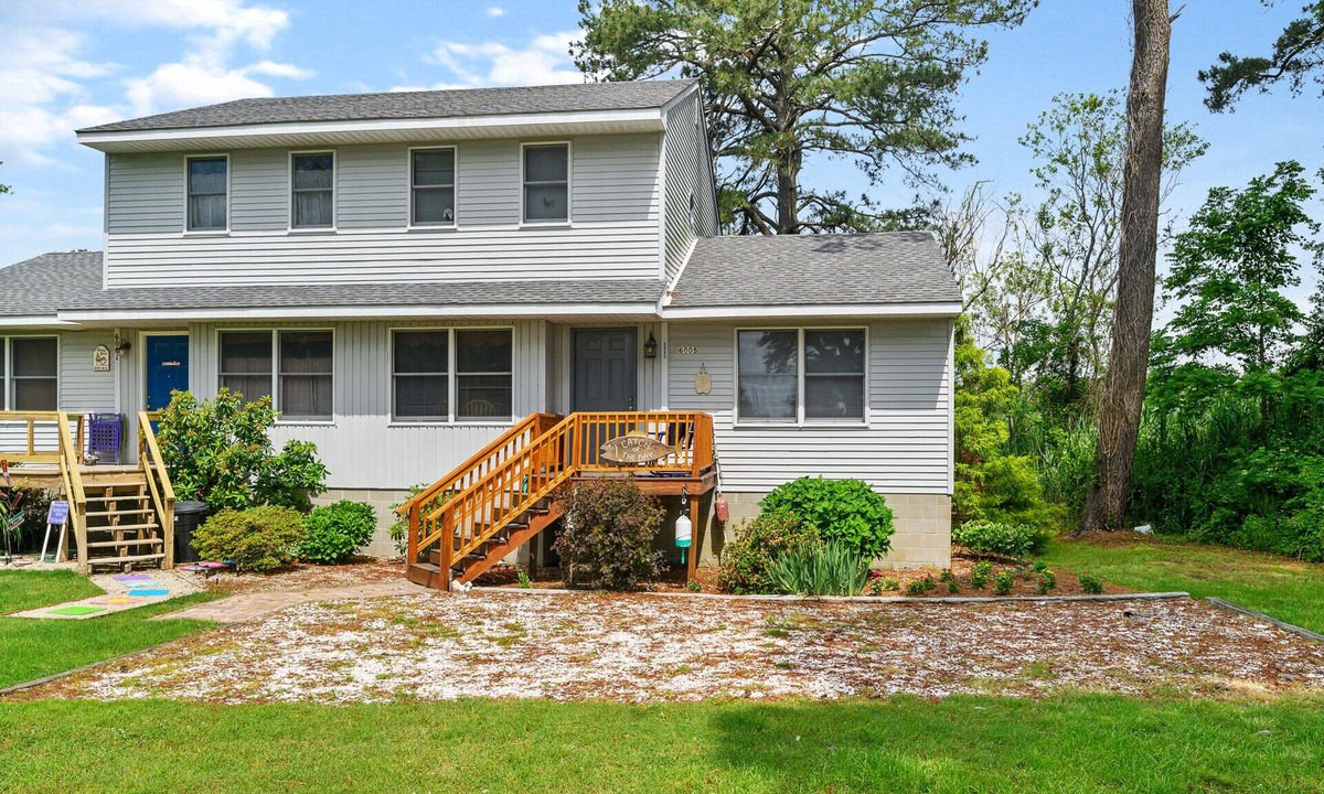 Deep Hole House | Catch of the Day by Seaside Vacations & Sales